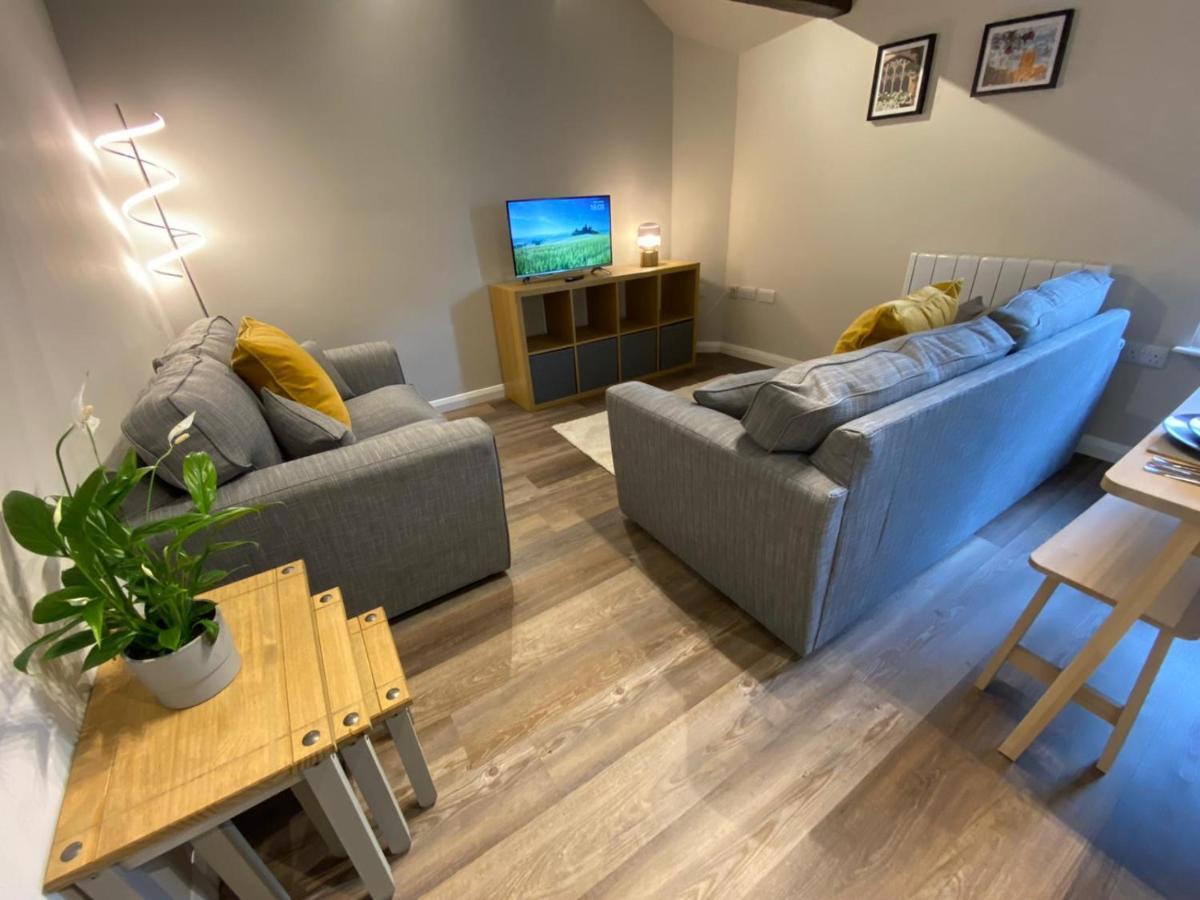 Apartment @ Booth Hall เฮริฟอร์ด ภายนอก รูปภาพ